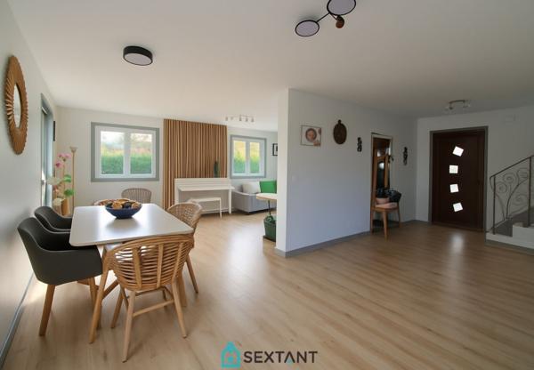 Villa 5 pièces 154 m² -01170 Ségny-