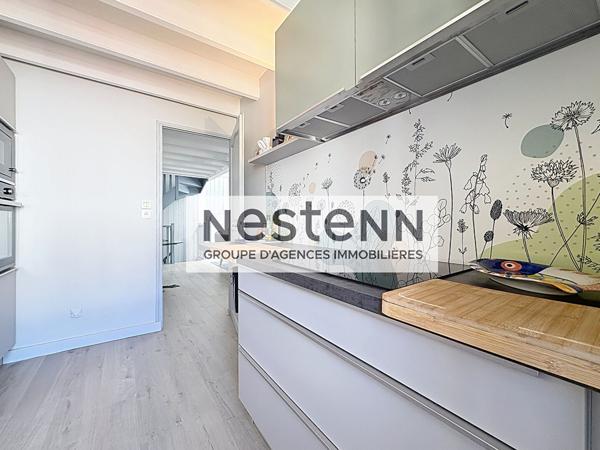 Immeuble avec appartement et local commercial Batz Sur Mer