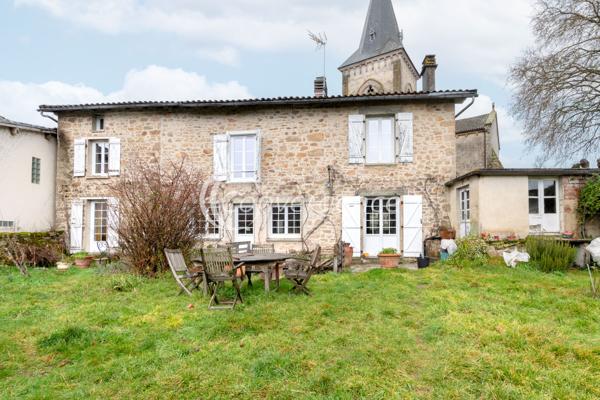 Maison
                                                                                                                                                                                                                                                                                                                        7 pièce(s)                                                                                                                                                                                                          4 chambre(s)                                                                                                                                                                                                          135  m²