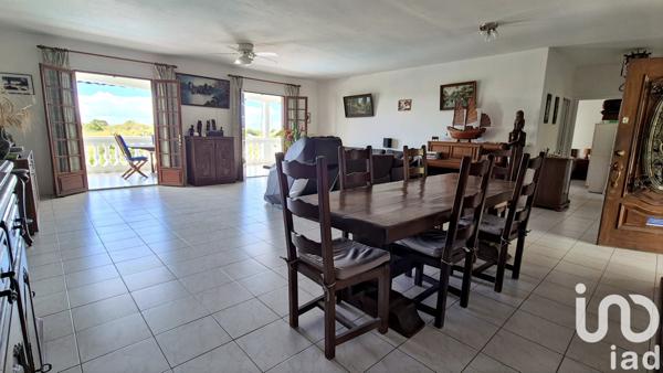 Maison à vendre 10 pièces 246 m² Saint-François