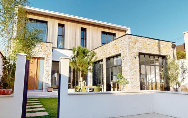 Maison à vendre    6 pièces •  Le Havre