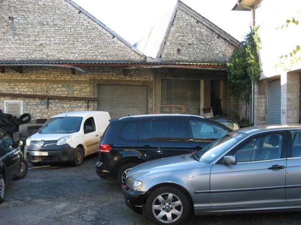 Maison à vendre |  Gramat |  1 pièce | 550 m²