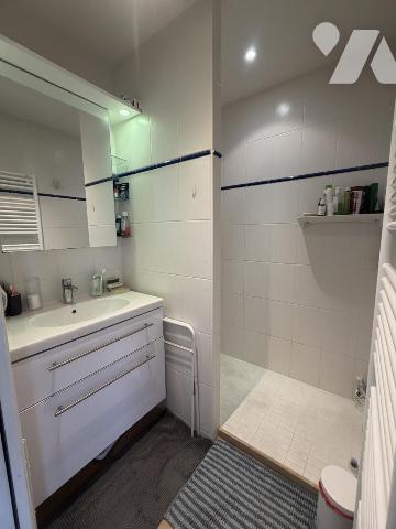 CAEN - Jardin des Plantes - T5 - 2 chambres poss 3 - Balcon - 2 Garages.