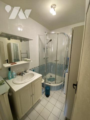 APPARTEMENT DE TYPE 3 AVEC GARAGE