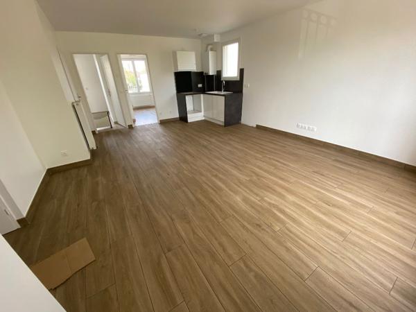 Exclusivité GUY HOQUET DE MORET : Bel appartement de 58 m2 au 1er Etage d'un immeuble construit en 2021
