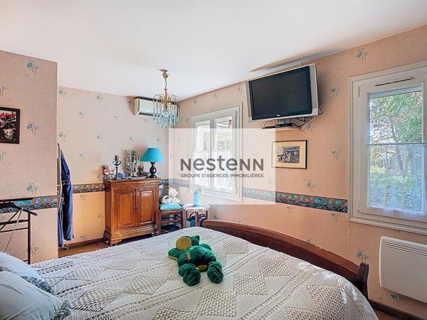 À VENDRE Saint Germain Les Arpajon Belle Maison familiale 176 m², vie de plain-pied, combles aménagés et dépendances aménagées sur terrain de 2142 m² à Saint Germain Les Arpajon