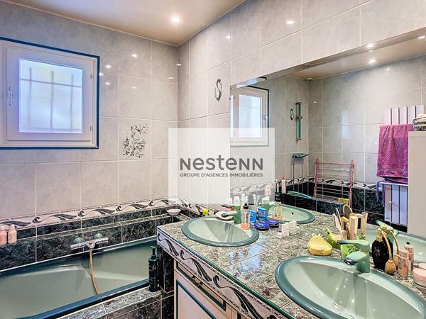 À VENDRE Saint Germain Les Arpajon Belle Maison familiale 176 m², vie de plain-pied, combles aménagés et dépendances aménagées sur terrain de 2142 m² à Saint Germain Les Arpajon