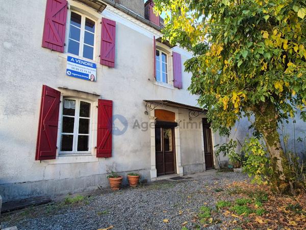 À vendre - Maison ancienne, 11 pièces située à Navarrenx (64190)