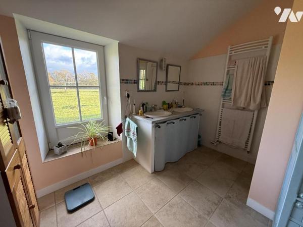 A 1.5 KMS DU CENTRE DE THEIX