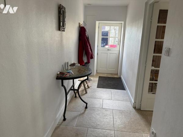 A 1.5 KMS DU CENTRE DE THEIX