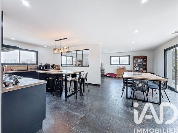 Maison à vendre 6 pièces 156 m² Alairac