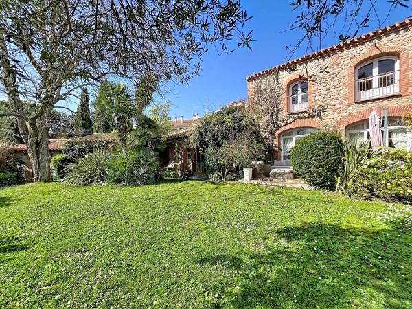 AUTHENTIQUE MAS 240m², 5min DE PERPIGNAN