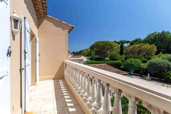 Villa avec un emplacement d'exception