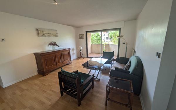 Appartement à louer    2 pièces • 55 m2 Mont-de-Marsan