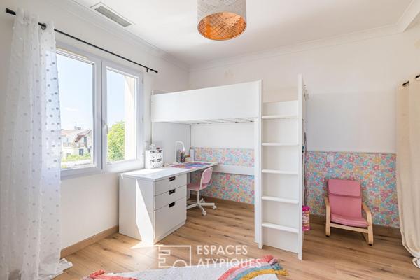 Maison familiale avec jardin et piscine