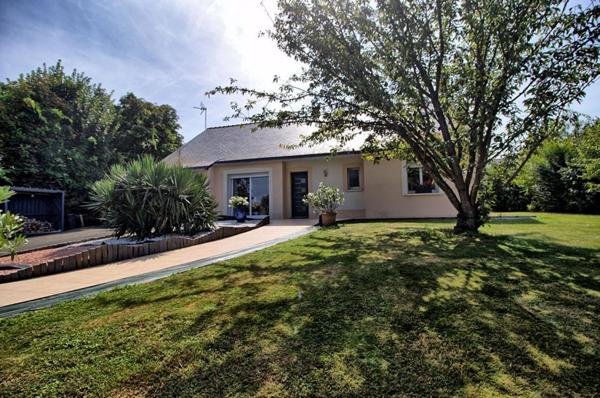 Maison Angers 8 pièce(s) 178 m2 plain pied