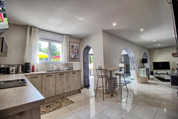 Maison Angers 8 pièce(s) 178 m2 plain pied