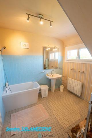 BEAU PAVILLON FAMILIAL 5 CHAMBRES AVEC VIE DE PLAIN-PIED – SANS VIS-À-VIS
