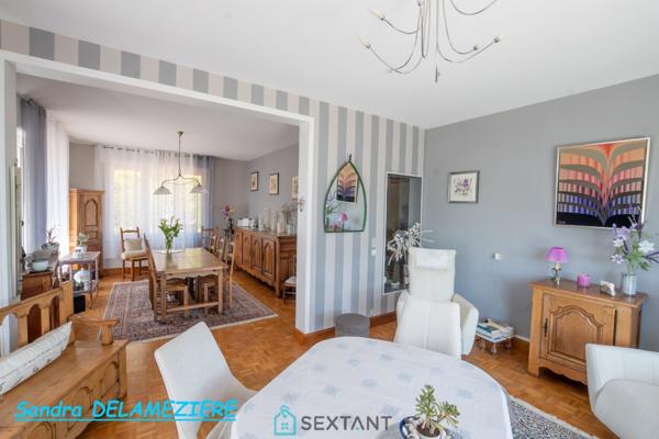 BEAU PAVILLON FAMILIAL 5 CHAMBRES AVEC VIE DE PLAIN-PIED – SANS VIS-À-VIS