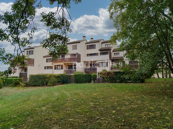Vente
                Appartement66,45 m² - 3 Pièces -
                    DOLE (39100)