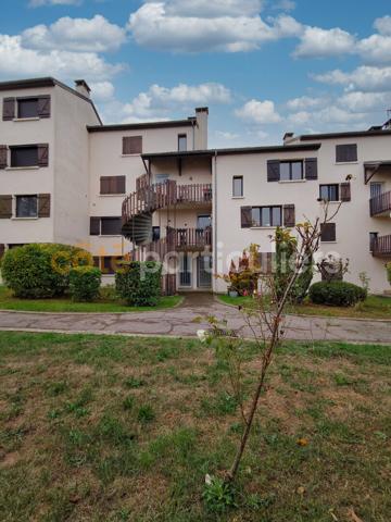 Vente
                Appartement66,45 m² - 3 Pièces -
                    DOLE (39100)
