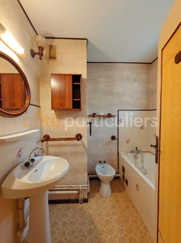 Vente
                Appartement66,45 m² - 3 Pièces -
                    DOLE (39100)