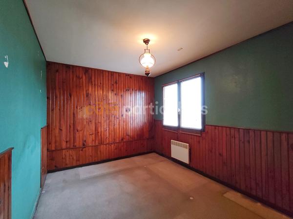 Vente
                Appartement66,45 m² - 3 Pièces -
                    DOLE (39100)