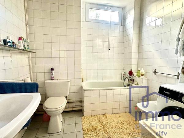 Appartement de 107m² et terrain privatif