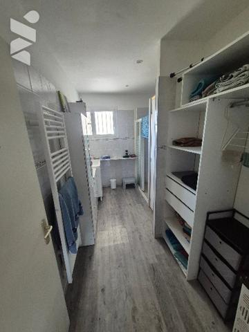 A MONTREVAULT SUR EVRE (Saint Pierre Montlimart), un pavillon de plain-pied (2010) avec 3 chambres