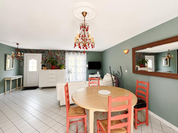 Maison T5 rénovée de 103 m² avec terrain de 718 m² Cournon-d’Auvergne