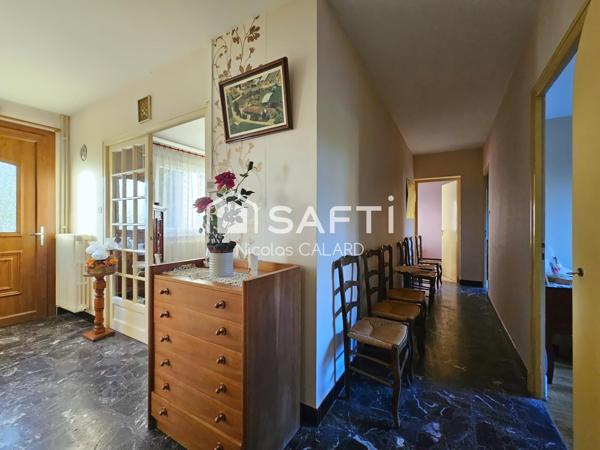 Maison avec dépendances