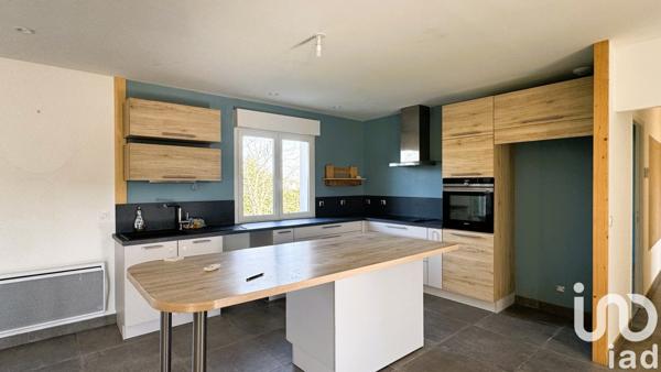 Maison 5 pièces de 93 m² à Courteranges (10270)