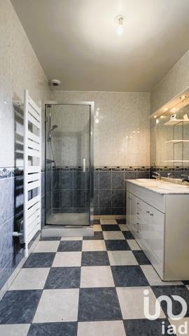 Maison 5 pièces de 93 m² à Courteranges (10270)