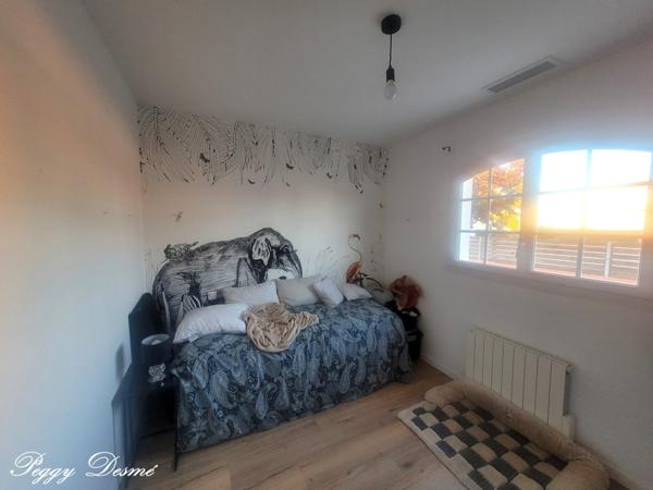 Maison meublée à louer 6 pièces SAINT XANDRE (17) - 4 chambres dont 1 suite parentale, bureau - Piscine - Garage 42 m2