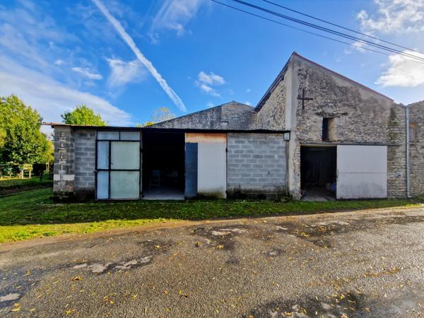 Local/bureau à vendre SAINT LOUP (17)