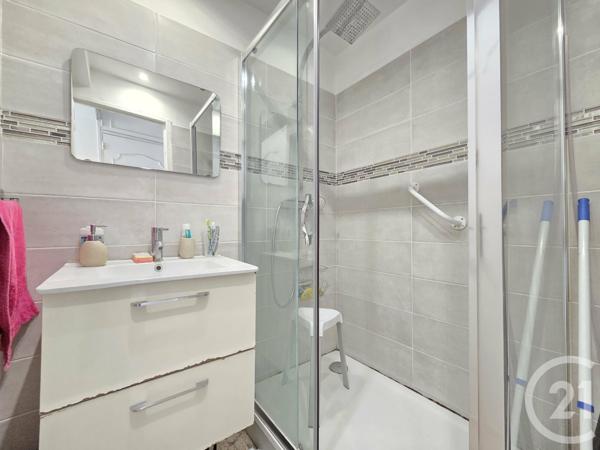 Appartement F4 à vendre  4 pièces - 70 m2 TOULON - 83