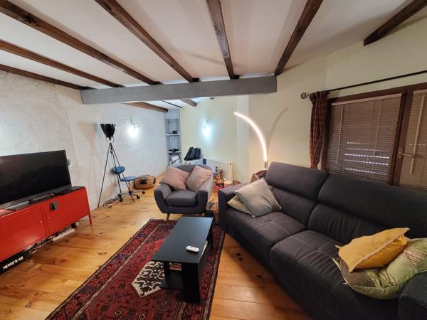 La Rochelle (17000) La Rochelle Secteur des Minimes - Bongraine Maison ancienne d'environ 100 m² 3 chambres