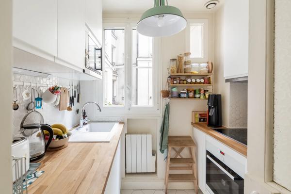 Appartement Paris 18 e - JOSEPH DE MAISTRE / MARCADET