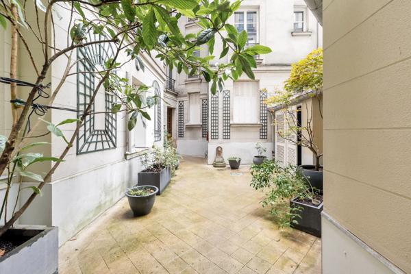 Appartement Paris 18 e - JOSEPH DE MAISTRE / MARCADET