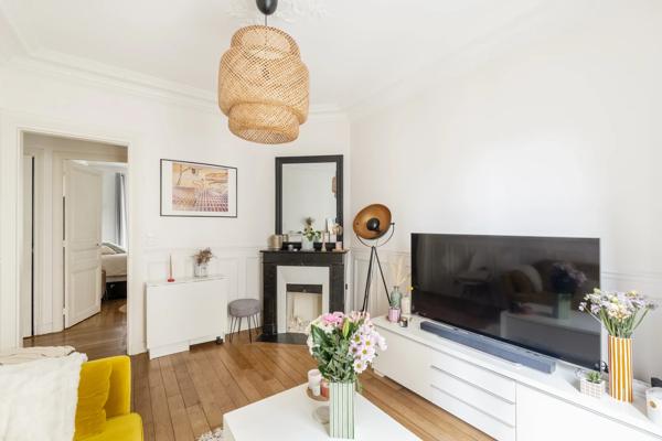 Appartement Paris 18 e - JOSEPH DE MAISTRE / MARCADET