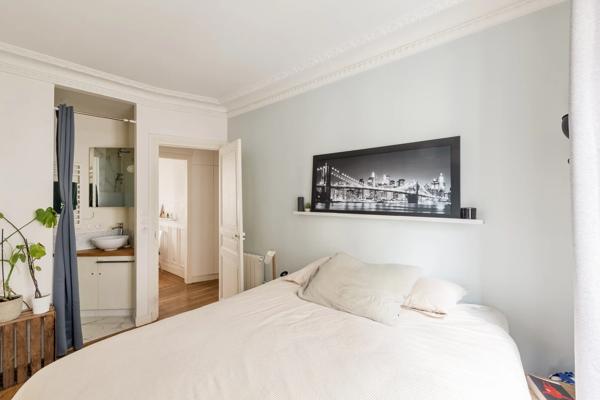 Appartement Paris 18 e - JOSEPH DE MAISTRE / MARCADET