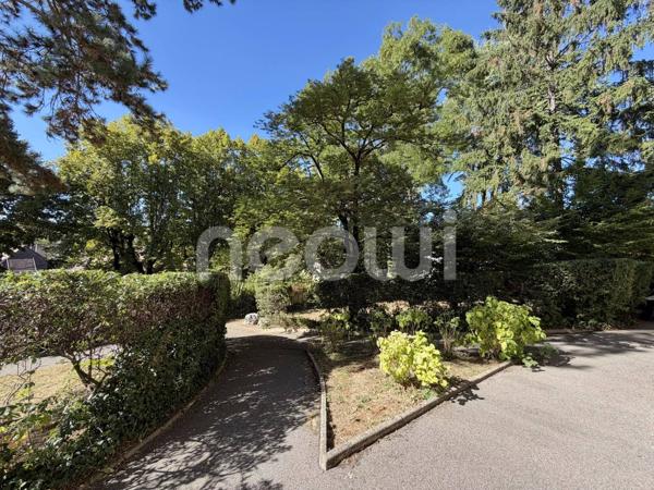 T3 traversant de 65 m² avec balcon, Cuire-le-Bas