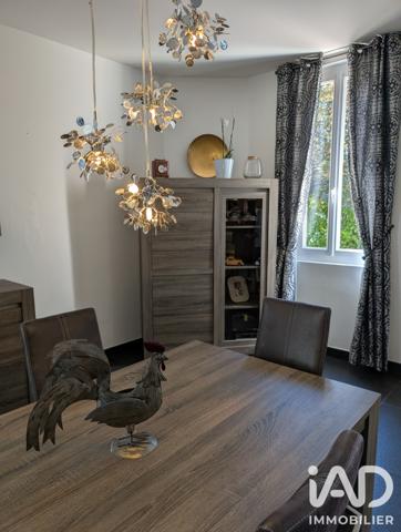 Maison à vendre 5 pièces 150 m² Saint-Seurin-sur-l'Isle