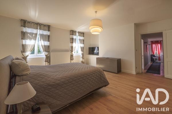Maison à vendre 5 pièces 150 m² Saint-Seurin-sur-l'Isle