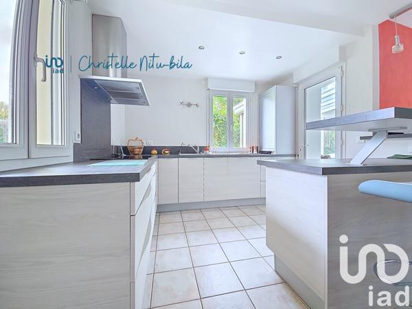 Maison à vendre 6 pièces 168 m² Bussy-Saint-Georges