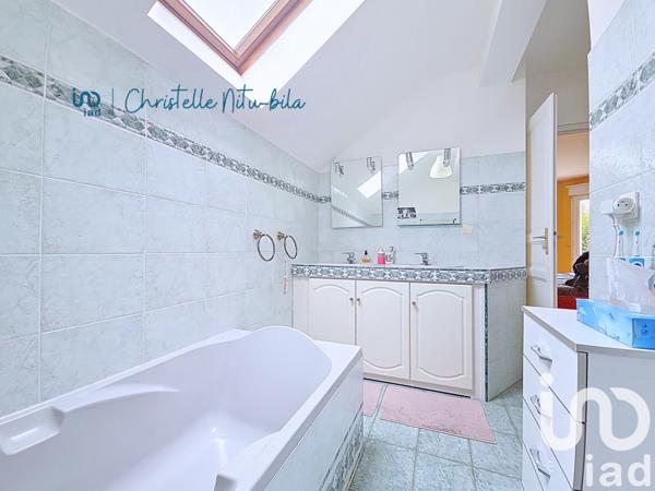 Maison à vendre 6 pièces 168 m² Bussy-Saint-Georges