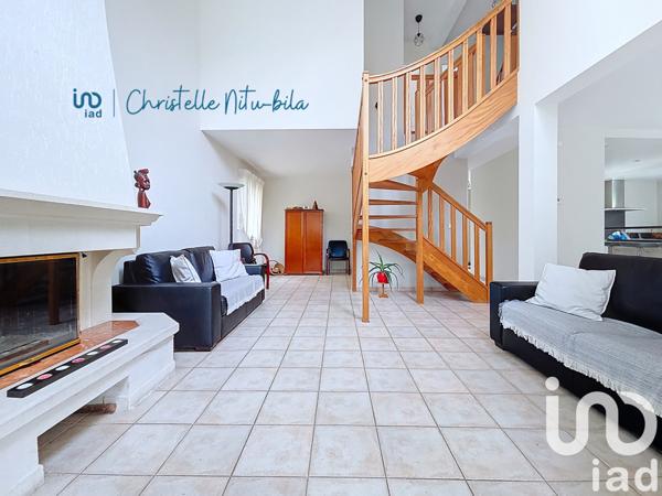 Maison à vendre 6 pièces 168 m² Bussy-Saint-Georges