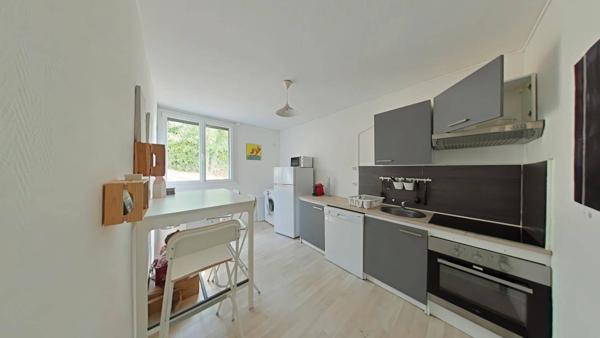 Appartement 3 pièces                                        - 42000 Saint-Étienne Réf : 12831