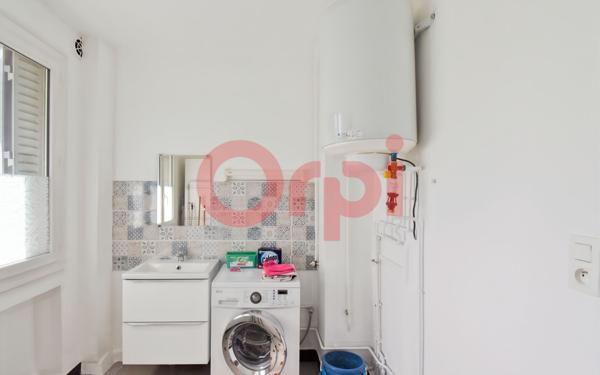 Appartement à louer    4 pièces • 86,73 m2 Lyon 8