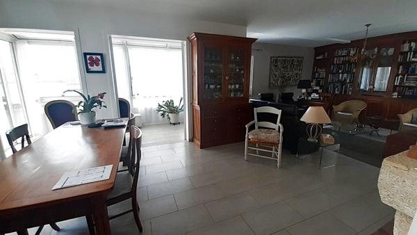 Maison 5 pièce(s) 3 chambre(s) 133 m²